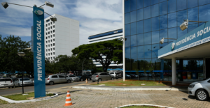 Leia mais sobre o artigo Escândalo no INSS: entidades ignoram investigações e lucram R$ 18 mi a mais