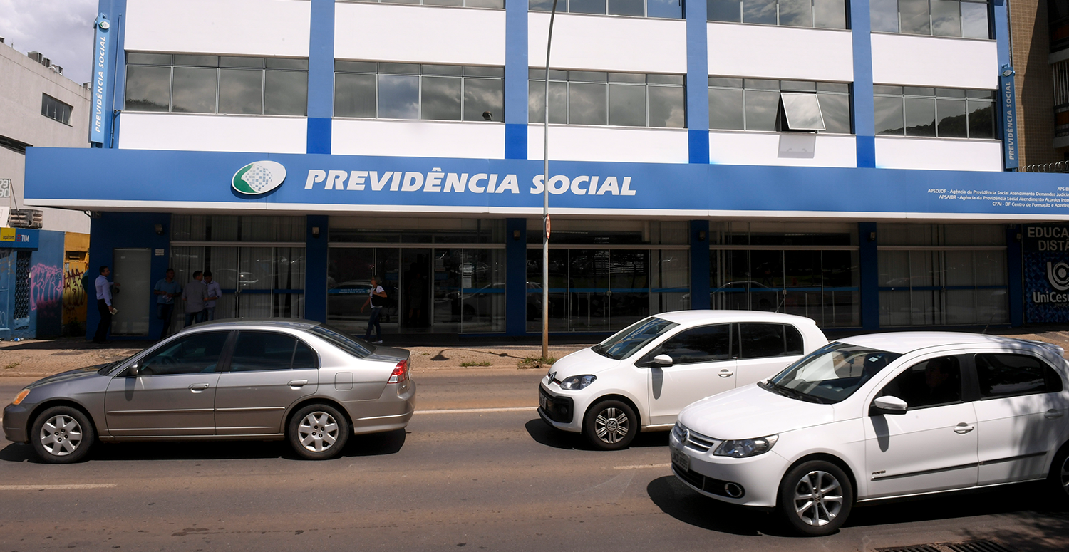 No momento, você está visualizando Greve do INSS começa e pode comprometer pente-fino nos benefícios