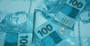 Leia mais sobre o artigo Aprovado: trabalhadores receberão parte dos lucros do FGTS