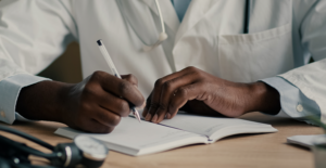 Leia mais sobre o artigo Atestado médico: mudanças entram em vigor a partir de novembro