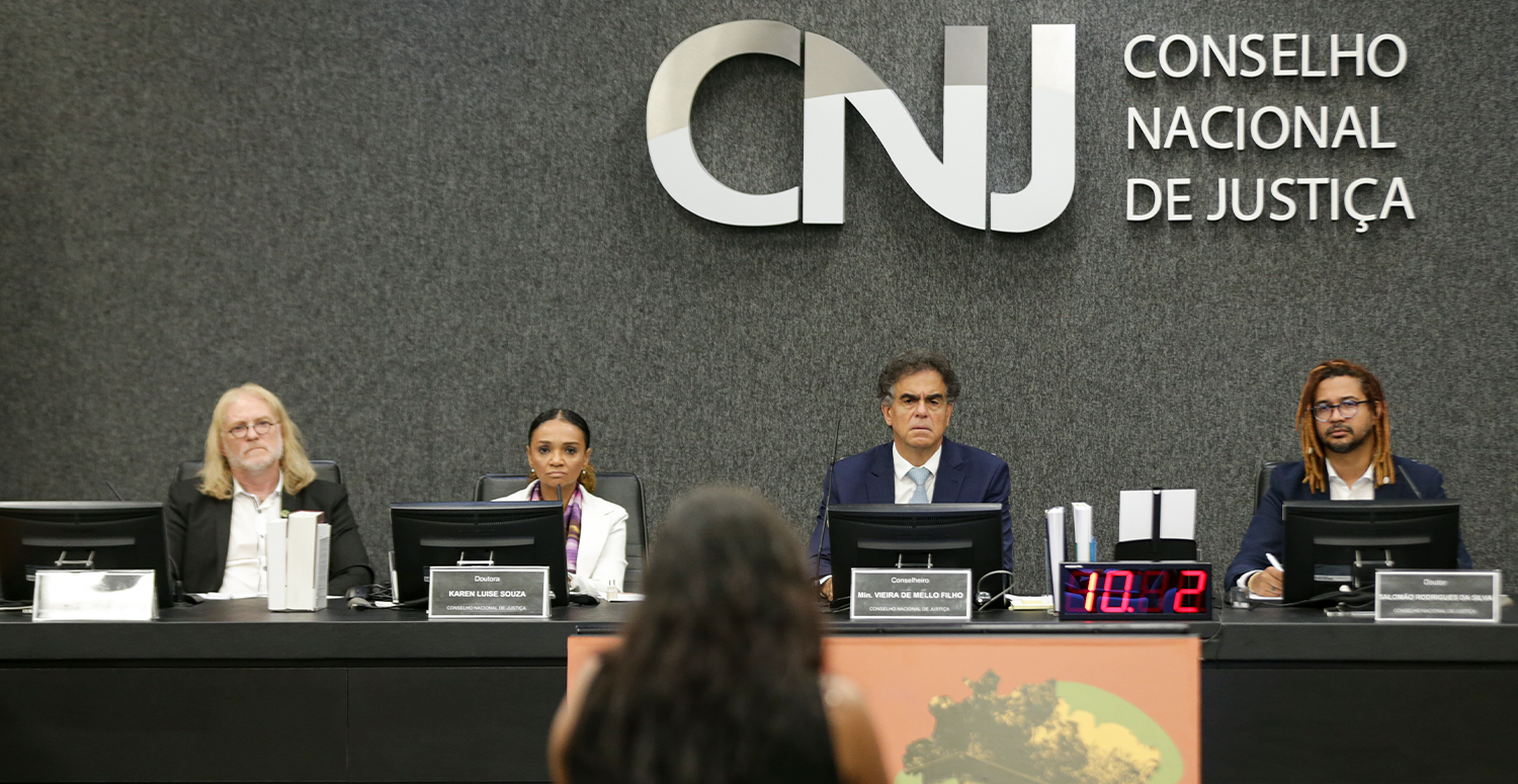 Leia mais sobre o artigo CNJ regulamenta uso de IA generativa no Judiciário brasileiro