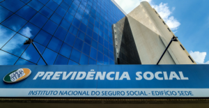 Leia mais sobre o artigo PF investiga 11 entidades por fraude no INSS e mira outras 20