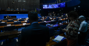 Leia mais sobre o artigo Governo quer retirar urgência do PL da isenção do IR até R$ 5 mil