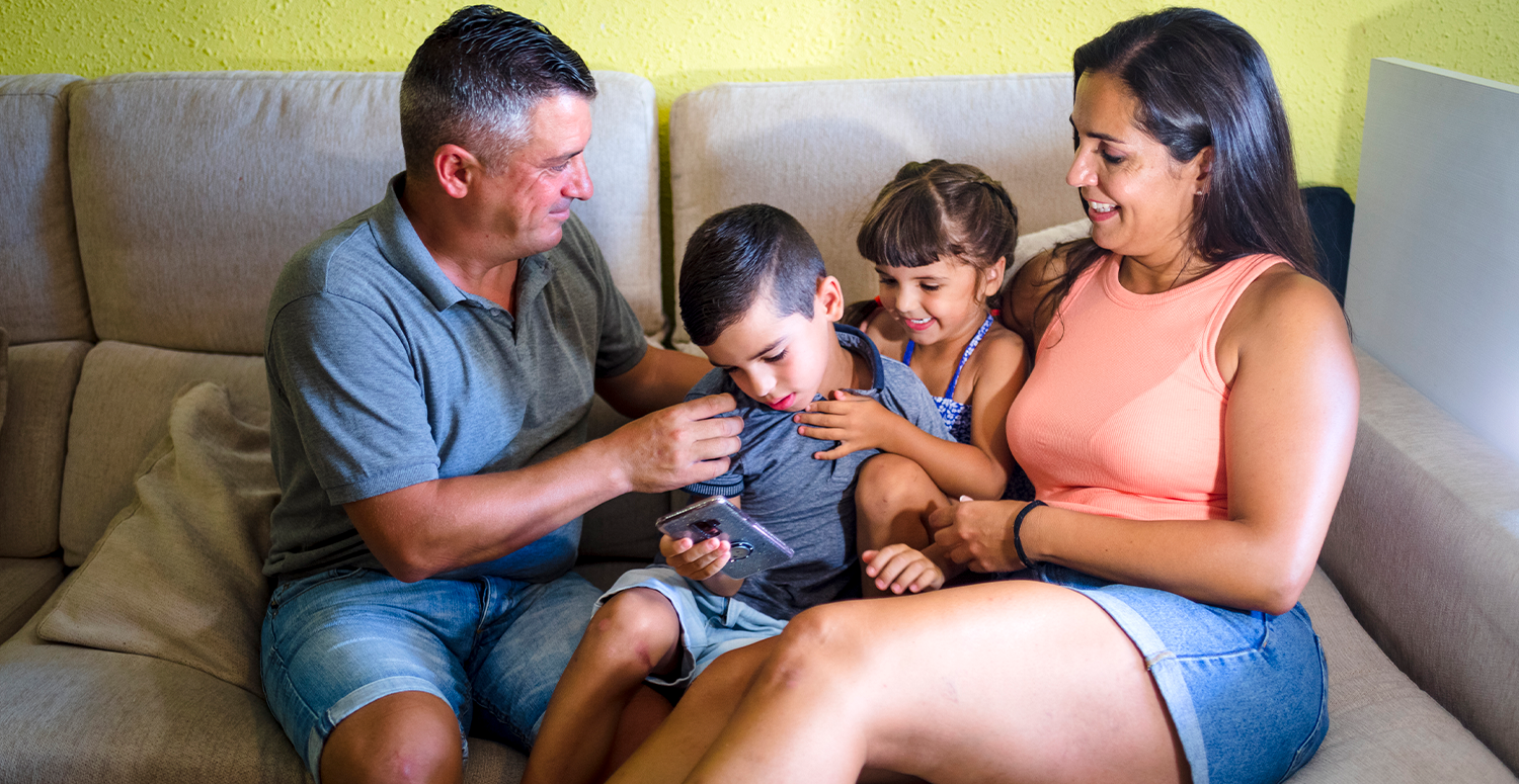 Leia mais sobre o artigo Prazo para comprovar escola e manter salário-família termina em maio