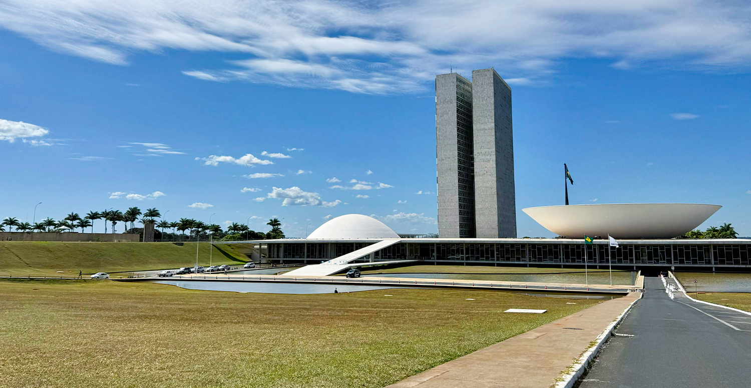 No momento, você está visualizando Aprovada urgência para derrubar aumento do IOF