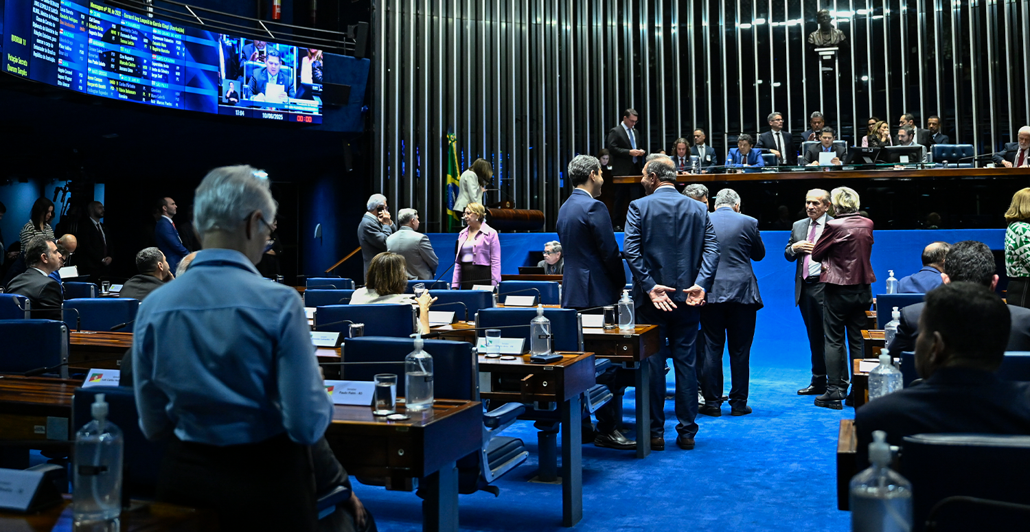Leia mais sobre o artigo Câmara aprova mudanças na CLT e no imposto sindical