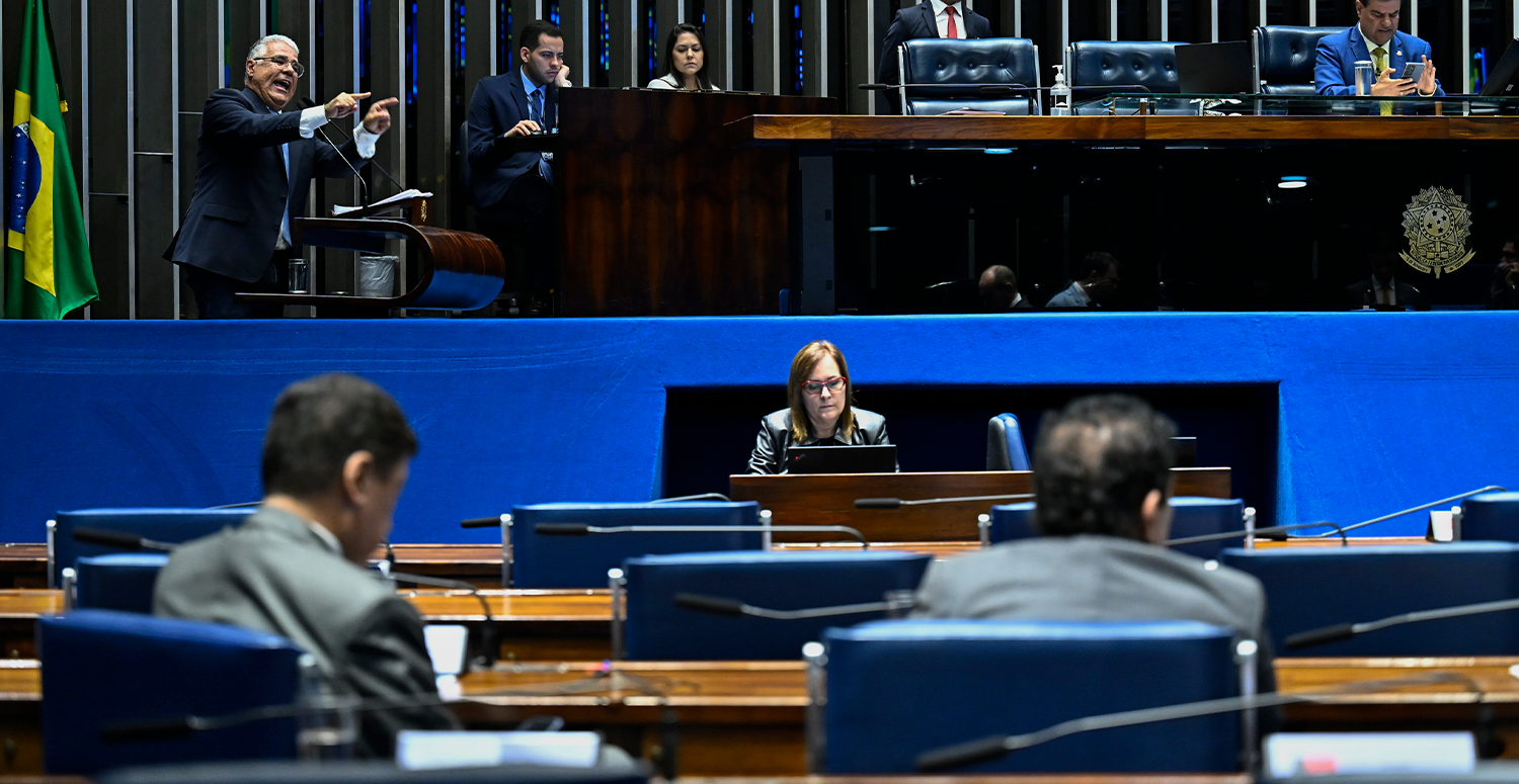 No momento, você está visualizando Senado analisa isenção do IR para quem ganha até R$ 3.036