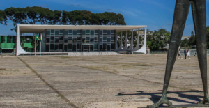 Leia mais sobre o artigo STF nega repercussão geral sobre créditos de PIS/Cofins sobre ICMS em aquisições