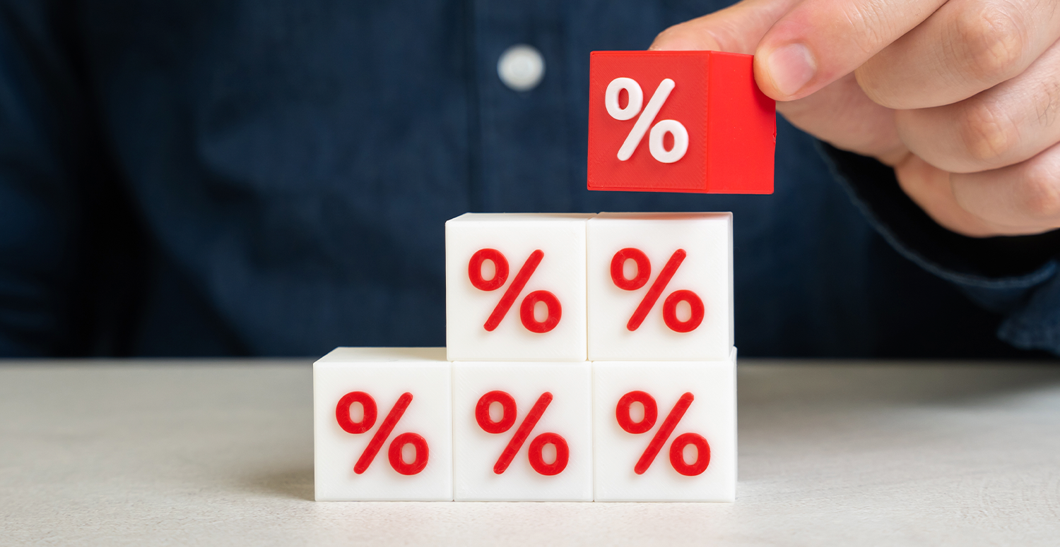 Leia mais sobre o artigo Juros de crédito consignado para CLT chegam a 122% ao ano, revela BC