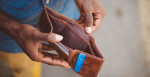 Leia mais sobre o artigo Abono salarial: último lote é liberado hoje (15)