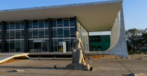 Leia mais sobre o artigo STF impede cobrança retroativa de ICMS em transferências de mesmo titular