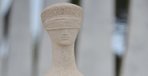 Leia mais sobre o artigo STF mantém extinção de execuções fiscais de até R$ 10 mil