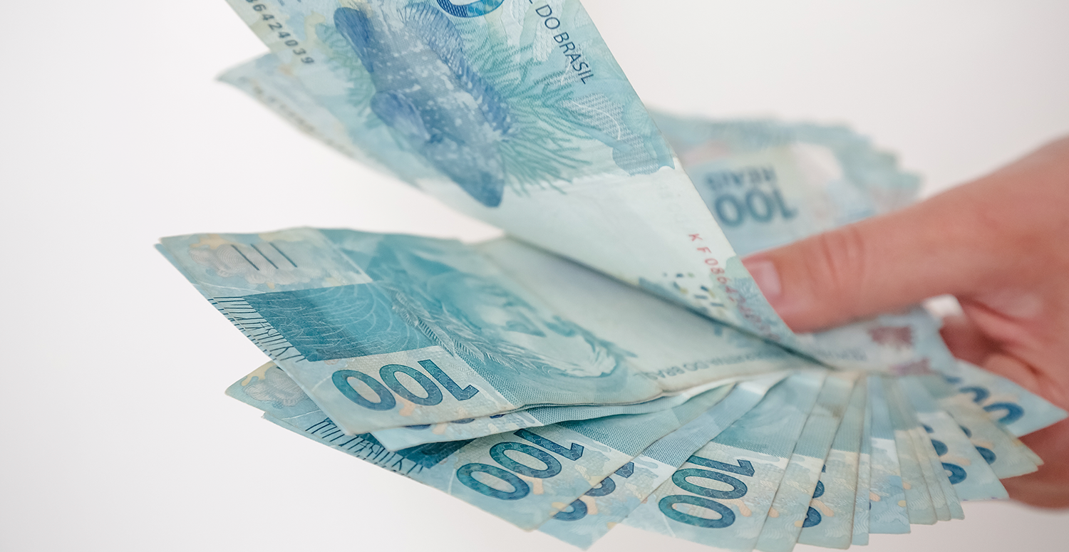 No momento, você está visualizando Governo alerta que 177 mil famílias devem devolver Auxílio Emergencial