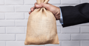 Leia mais sobre o artigo Projeto obriga governo a pagar microempresa em 30 dias