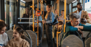 Leia mais sobre o artigo Rescisão indireta é reconhecida por falta de vale-transporte