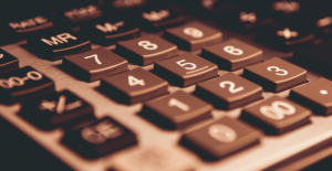 Leia mais sobre o artigo Câmara aprova texto-base da 2ª fase da reforma tributária