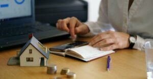 Leia mais sobre o artigo Como decisões imobiliárias impactam o planejamento financeiro no longo prazo