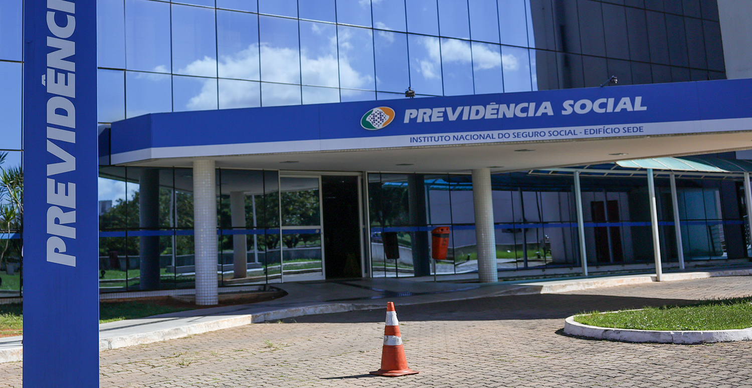 No momento, você está visualizando INSS suspende atendimentos até sexta (30) para atualização de sistema
