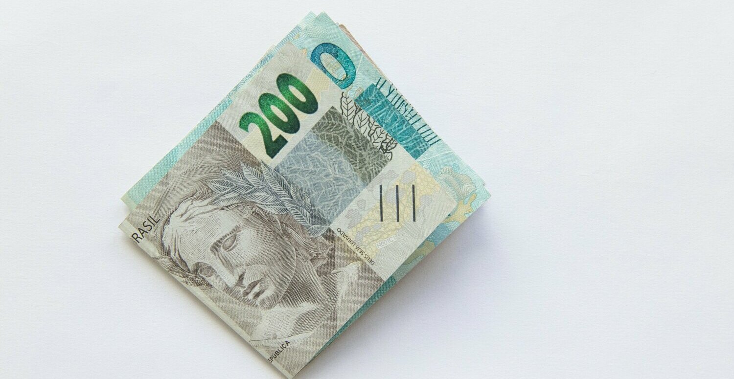 No momento, você está visualizando Disparidade salarial no Brasil deve aumentar até 2026