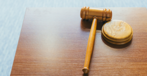 Leia mais sobre o artigo Contribuintes vencem nos TRFs disputa sobre exclusão do ISS da base de cálculo do PIS/Cofins