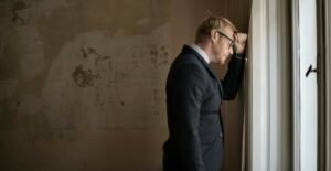 Leia mais sobre o artigo Crise de talentos sênior: 80% dos líderes de tecnologia não conseguem contratar ou reter profissionais de TI