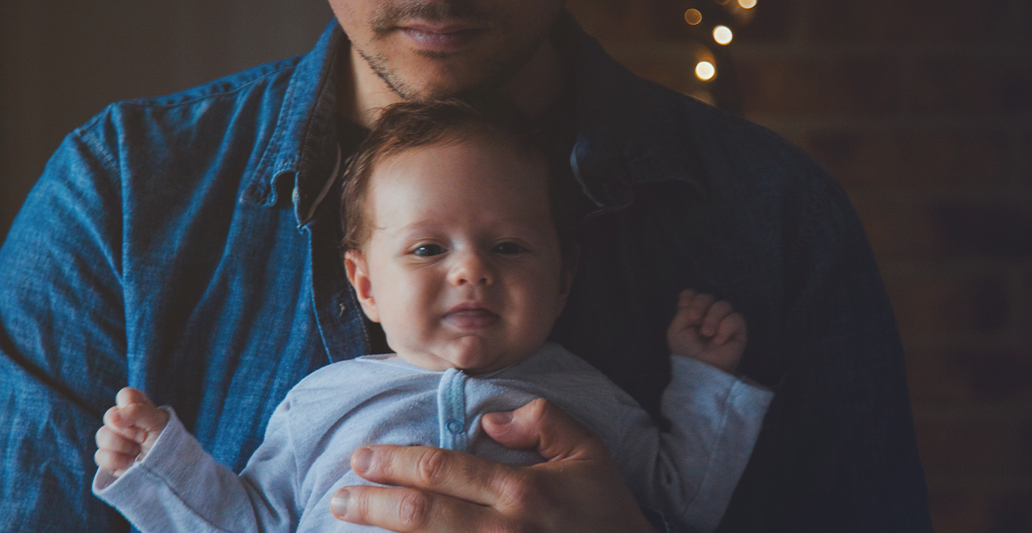 Leia mais sobre o artigo Projeto aumenta de 20 para 30 dias a licença-paternidade no Programa Empresa Cidadã