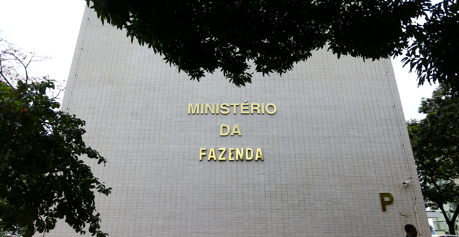 Leia mais sobre o artigo RFB esclarece tributação de clubes sem fins lucrativos