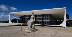 Leia mais sobre o artigo STF recebe novas ações contra tributação de altas rendas no IR