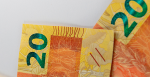 Leia mais sobre o artigo Receita paga hoje (31) lote residual do IR