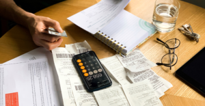 Leia mais sobre o artigo Desenrola 2.0 pode liberar FGTS para quitar dívidas