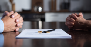 Leia mais sobre o artigo Divorciou em 2025? Veja como informar os bens no IRPF 2026