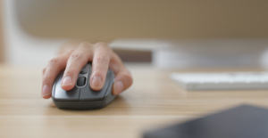 Leia mais sobre o artigo Receita atualiza regras da NF-e e NFC-e para Reforma Tributária e adia validações