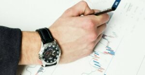 Leia mais sobre o artigo Bancos da Argentina e Brasil entram em ativos digitais via custódia
