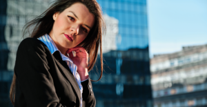Leia mais sobre o artigo Mulheres ainda ganham 21,3% menos que homens em 2026, aponta estudo
