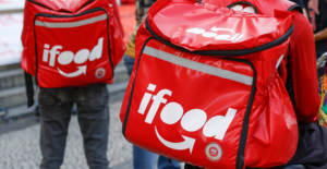 Leia mais sobre o artigo iFood confirma vazamento de dados de 1,2 milhão de clientes e notifica ANPD