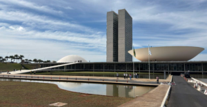 Leia mais sobre o artigo Governo prepara envio de projeto para ampliar teto do MEI