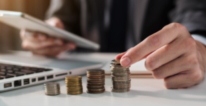 Leia mais sobre o artigo Receita paga cashback do IR a 4 mi no dia 15; veja quem recebe